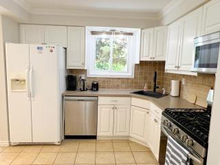 3Bedroom 2Bath house close to Western University - 4
