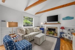 Close to private beach with ocean views - 1