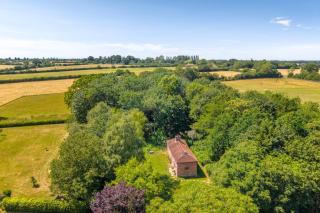 Exquisite Tudor style forest lodge - The Pink House - 5