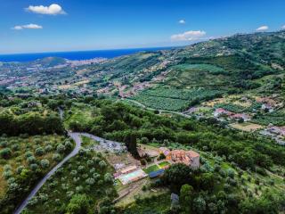 Le Querce Farmhouse - 1