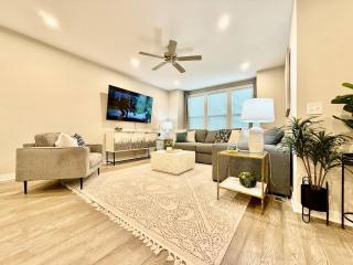 Stunning Executive Townhome Liberty Twp - Wetherington - 0