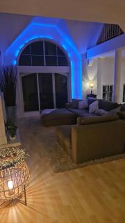 3 bed - Lux Penthouse Loft Apmt - 7