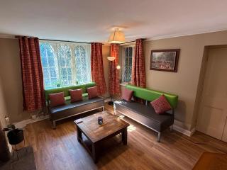 Trowbridge Lodge - 6