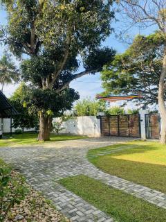Dream Villa Tissamaharama - 3