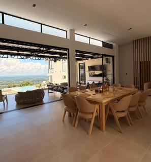 Spectacular Luxury Mansion in Restrepo, Meta - 4