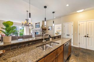 Walk to Beaver Creek Village - 2BR Condo with Chairlift Views, Pool & Hot Tub - 4