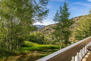 Walk to Beaver Creek Village - 2BR Condo with Chairlift Views, Pool & Hot Tub - 0