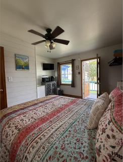Little Bluff Inn - 7