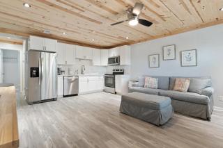 Okaloosa Island Retreat Steps to the Beach! Sandy Pointe - 0