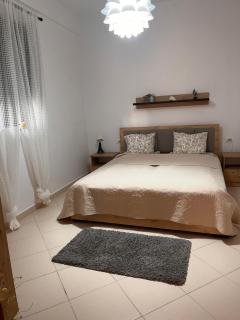 The White Donkey Apartment House - 4