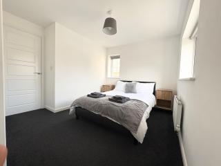 3 Bedroom Property in Heart of Godmanchester - 9