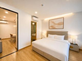Cozy Modern 1BR Condo with Kitchen & Living Area - 8