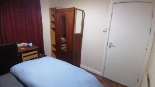 Bright room in Cardiff, near Uni and City Centre - 8