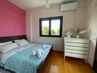 Jane's Beautiful Cottage, Eretria - 2
