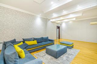 3 Bedrooms Apartment ın Center - 8