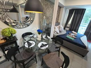 Azure 1BR Apartment - 1