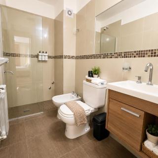 ALOJATE Departamento Moderno y Céntrico CON COCHERA privada - 5