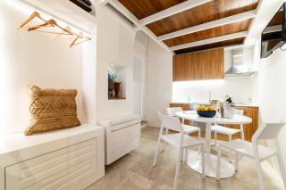 Old Court Luxury Suite Spa by Monholiday - 2
