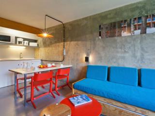Studio rénové ski aux pieds avec balcon, animaux admis - FR-1-346-346 - 4