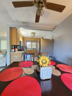 Sunny Palm Breeze Home - 4