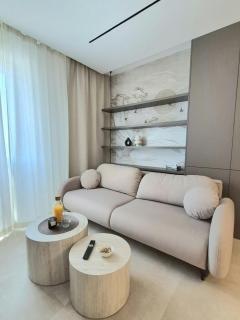 Central Charm Residence Split - 9