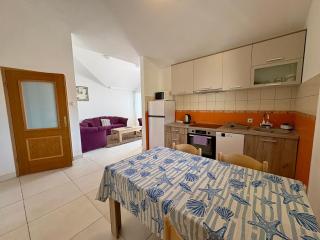 Njaro del Mar 17 - Petrovac na Moru - 8