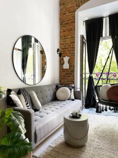 Apartamenty Rewolucji - 7