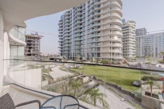 FIRST CLASS 1BR Beachfront Bliss Oasis - 5