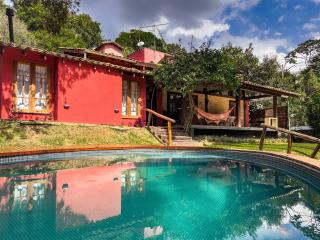 Casa na Granja Viana em frente à reserva ambiental - 9
