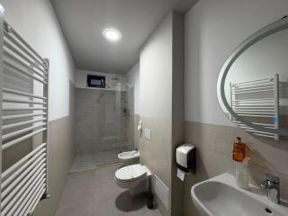 RIVER PLACE - 7