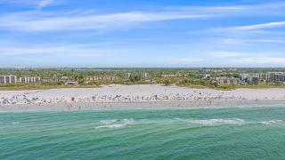 Siesta Beach Retreat - 2
