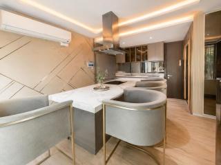RCA Hub Pool and Massage Room in Thonglor Bangkok - 7