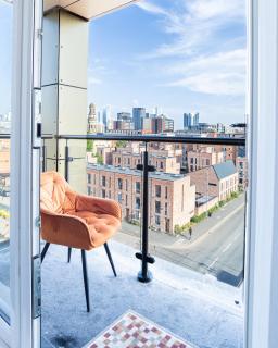 Manchester City Centre, Salford, Skyline view - 3