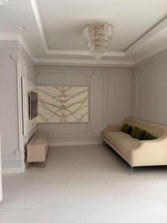 Elegant 2-bedroom apartment in a new building - 0