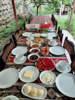 Christy Hotel - Goris - 3
