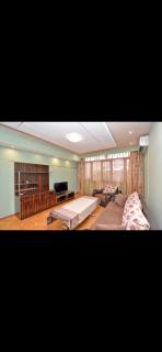 Yerevan Family Apartment - 9