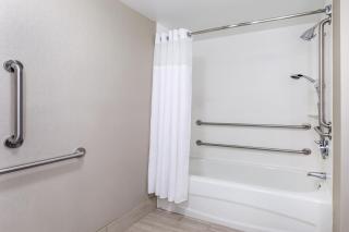 SpringHill Suites Boston Peabody - 2