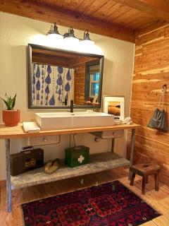 Jackson's Cabin - 2