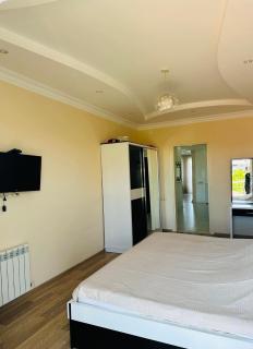 Sunny Central Apartment - 2