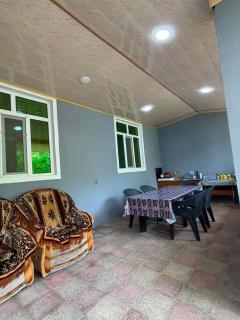 Mountain & River Garden House - 3