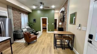 Modern Boho Getaway 1BR Apartment By KeenStays - 1