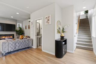 Modern Home w Patio w Garage Gym n Family Friendly - 7