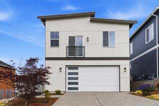 Modern Home w Patio w Garage Gym n Family Friendly - 7