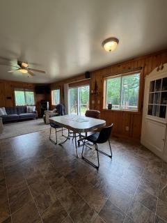 Hardwood Hide Away - 8