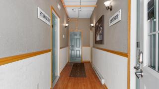 Studio Condo Near Lake Pepin - King Bed - Dewdrop - 2