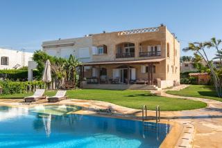 Exceptional Sea View Villa - Marina 4, North Coast - 7