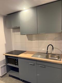 Logement avec jardin en bord de piscine - 9