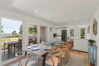 Waterfront Oasis with Game Room Newly Renovated - 1