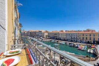 Grand T2 au COEUR DE VILLE avec VUE SUR QUAIS ET MER - Sète - 7