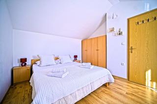 Villa Valentina with pool and close to beach - 2